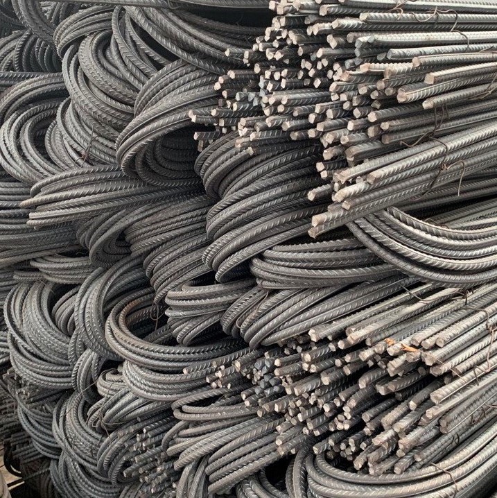 beton ulir/polos